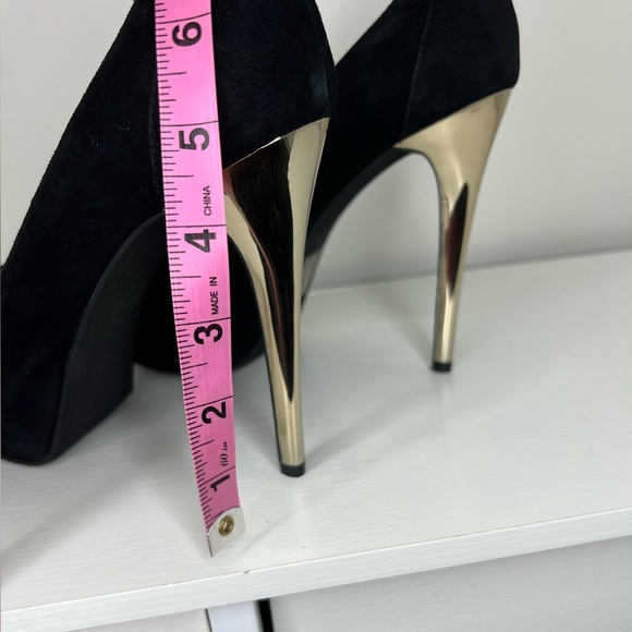 Michael Kors black suede peep toe pump with gold metallic heel. Size 9.5. New. - Picture 9 of 11